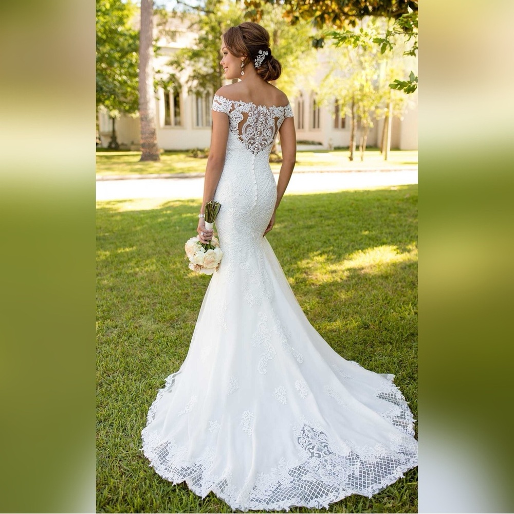 Stella York 6639 Cleaned & Preserved! Size 12 Off-Shoulder Mermaid Wedding Dress